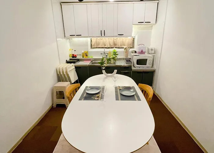 Gnb House L 2min Hongdae St L 2r1b L Cozy & Sweet