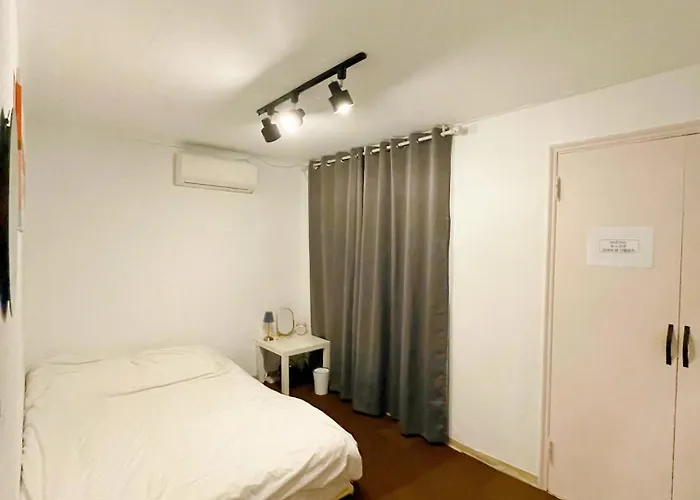 Gnb House L 2min Hongdae St L 2r1b L Cozy & Sweet Seoel