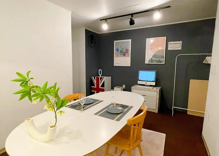 Gnb House L 2min Hongdae St L 2r1b L Cozy & Sweet Appartement